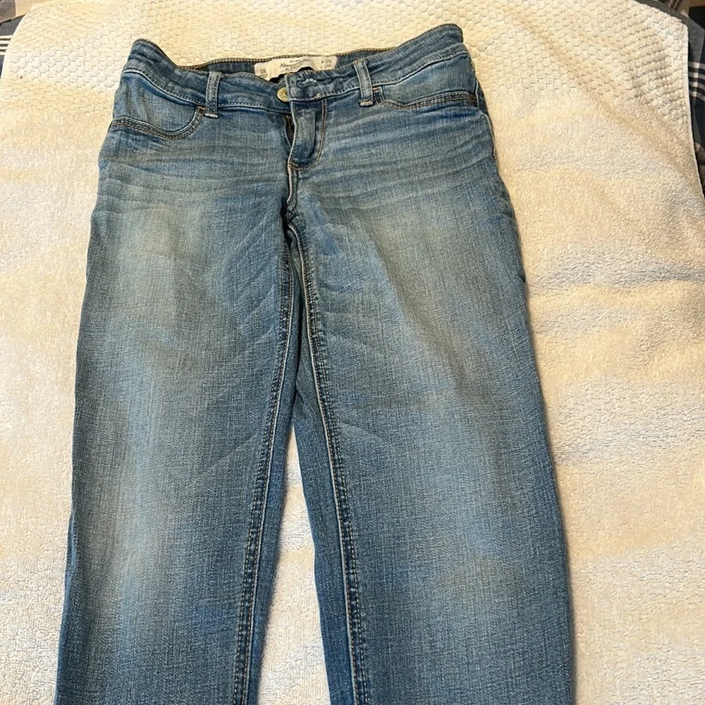 Jeans - Picture 2 of 3